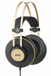 AKG K-92